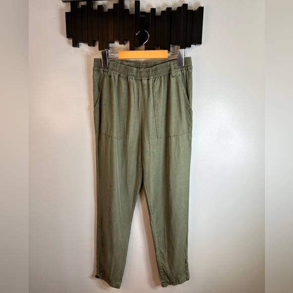 TABARI Olive Green Jogger Pull-On Button Cuffs Size Medium - Picture 1 of 8